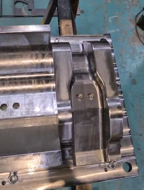 Sac Kalıp Ön Montaj Süreci